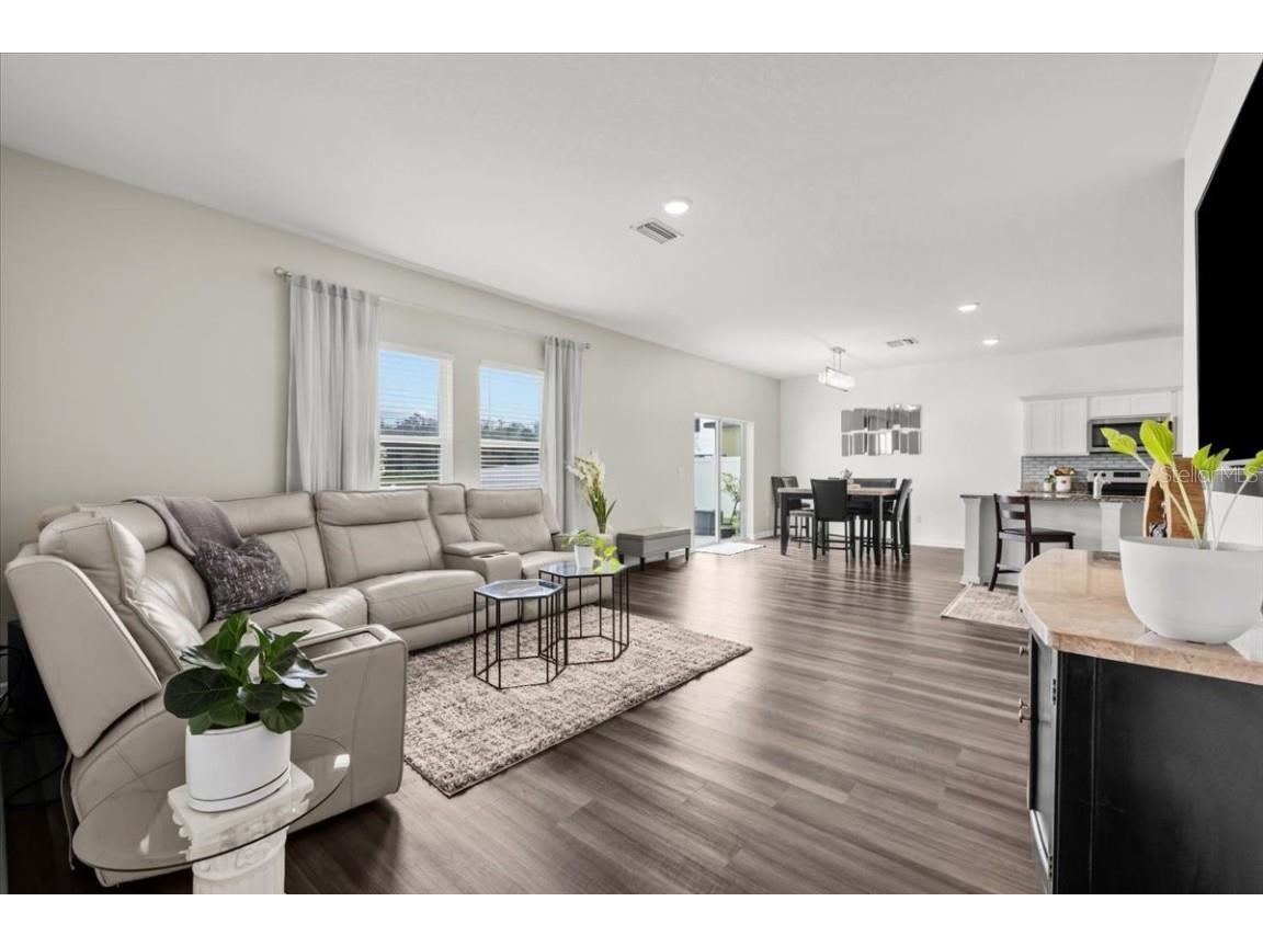 35601 Eastbrook Avenue Zephyrhills FL 33541 TB8426198 image12