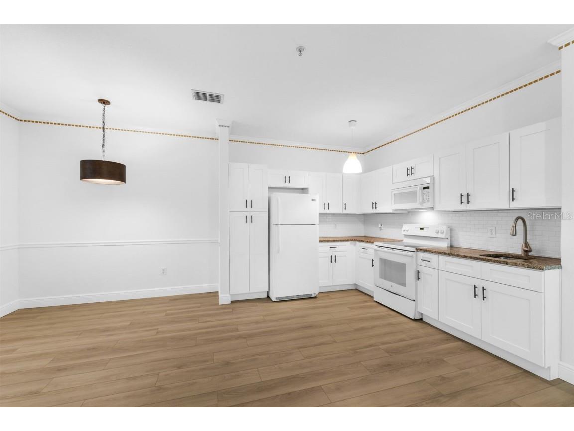 3561 Conroy Road #216 Orlando FL 32839 O6365613 image7