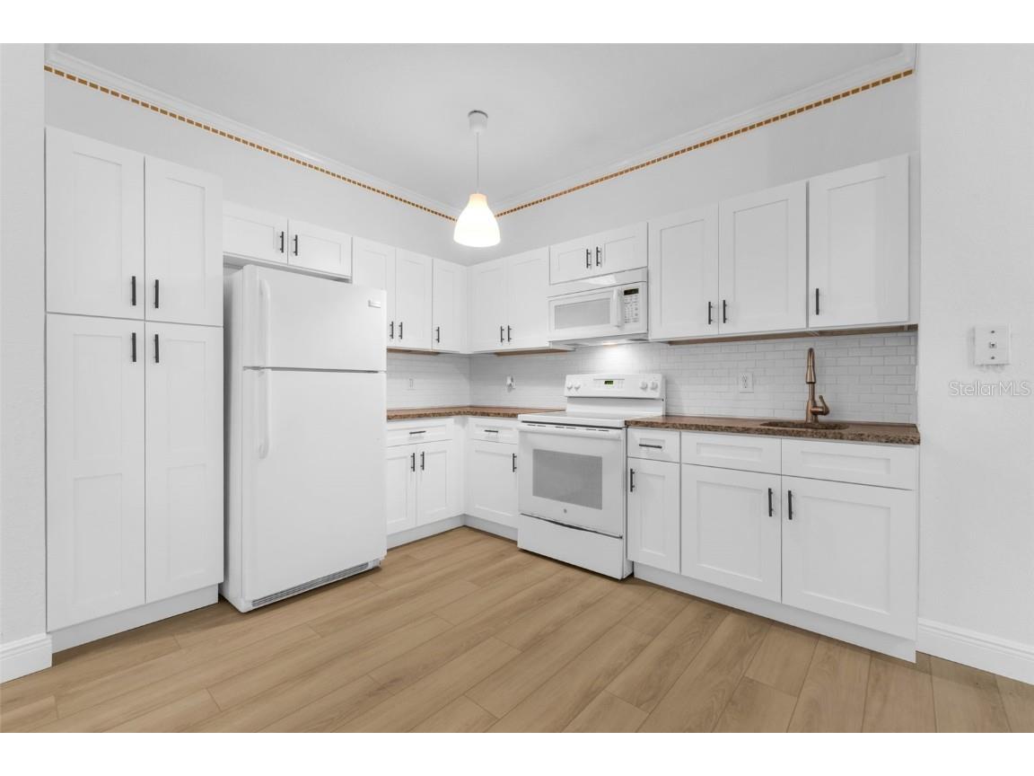 3561 Conroy Road #216 Orlando FL 32839 O6365613 image9