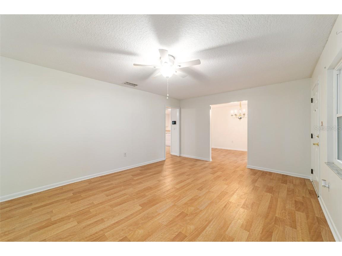 3561 SE 30th Terrace Ocala FL 34471 OM707355 image32