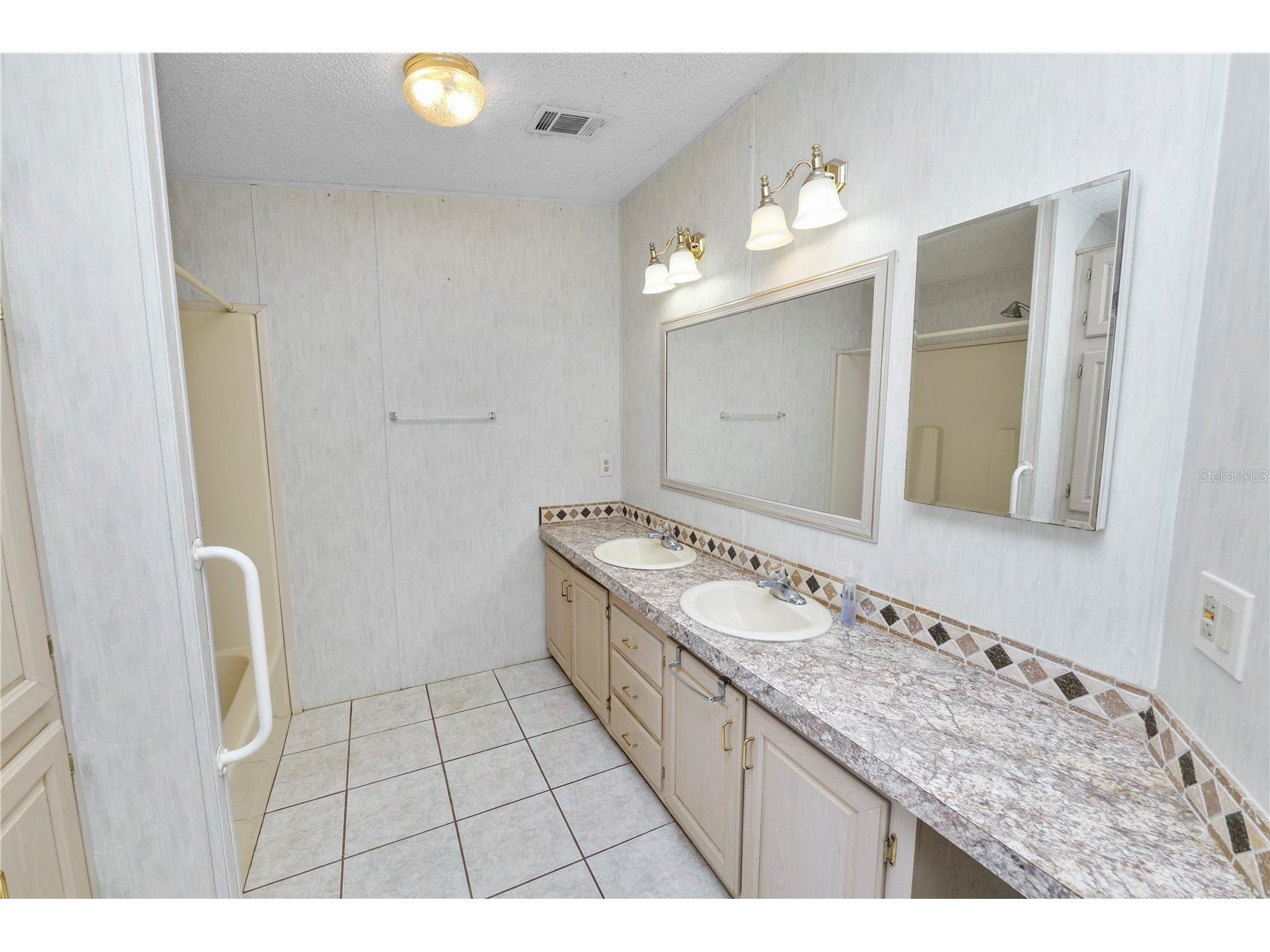 3562 Lazy Lake Drive N Lakeland FL 33801 L4962410 image21