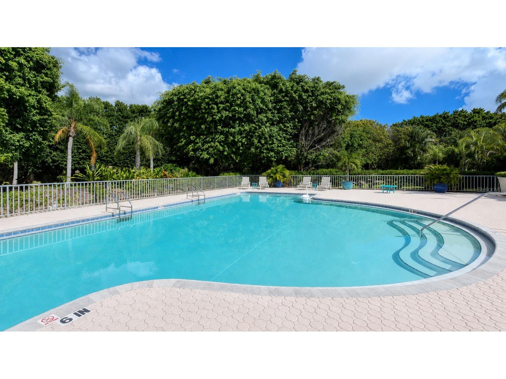 3563 Fair Oaks Lane Longboat Key FL 34228 A4695291 image42