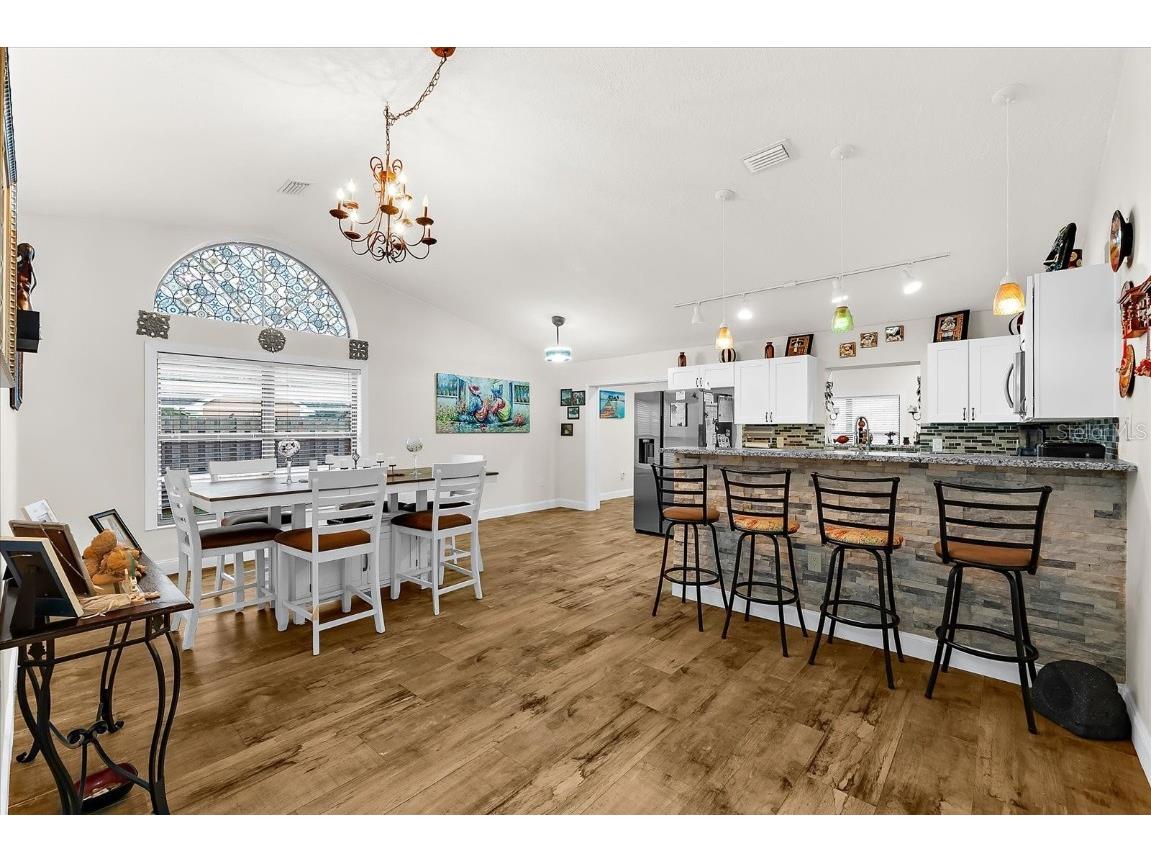 3564 65th Avenue Circle E Sarasota FL 34243 A4659171 image10