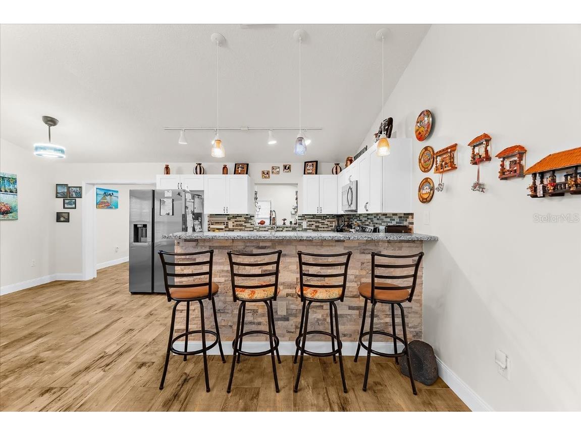 3564 65th Avenue Circle E Sarasota FL 34243 A4659171 image11