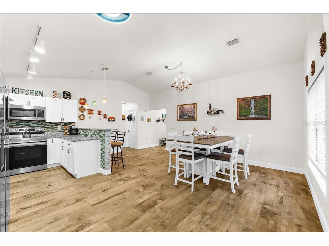 3564 65th Avenue Circle E Sarasota FL 34243 A4659171 image13