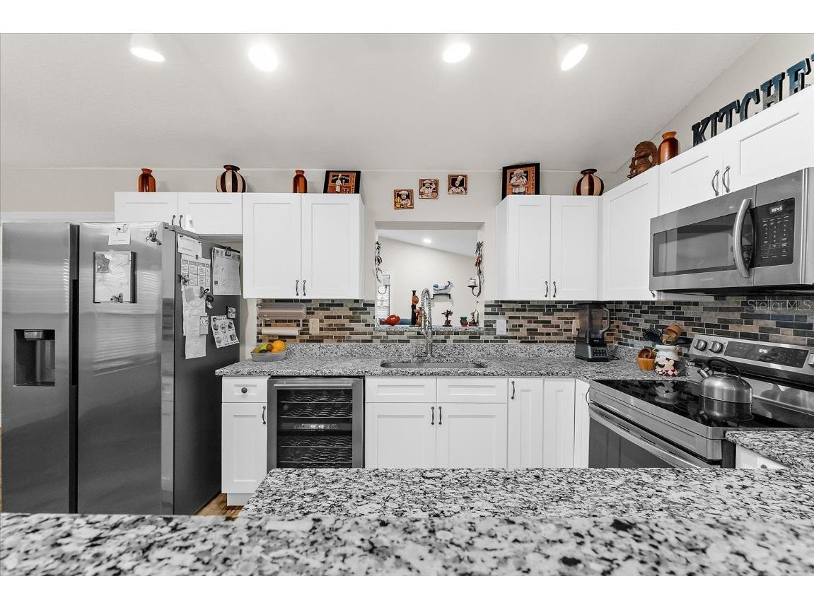 3564 65th Avenue Circle E Sarasota FL 34243 A4659171 image19