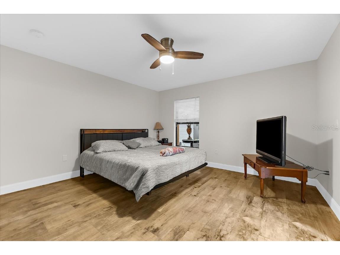 3564 65th Avenue Circle E Sarasota FL 34243 A4659171 image27