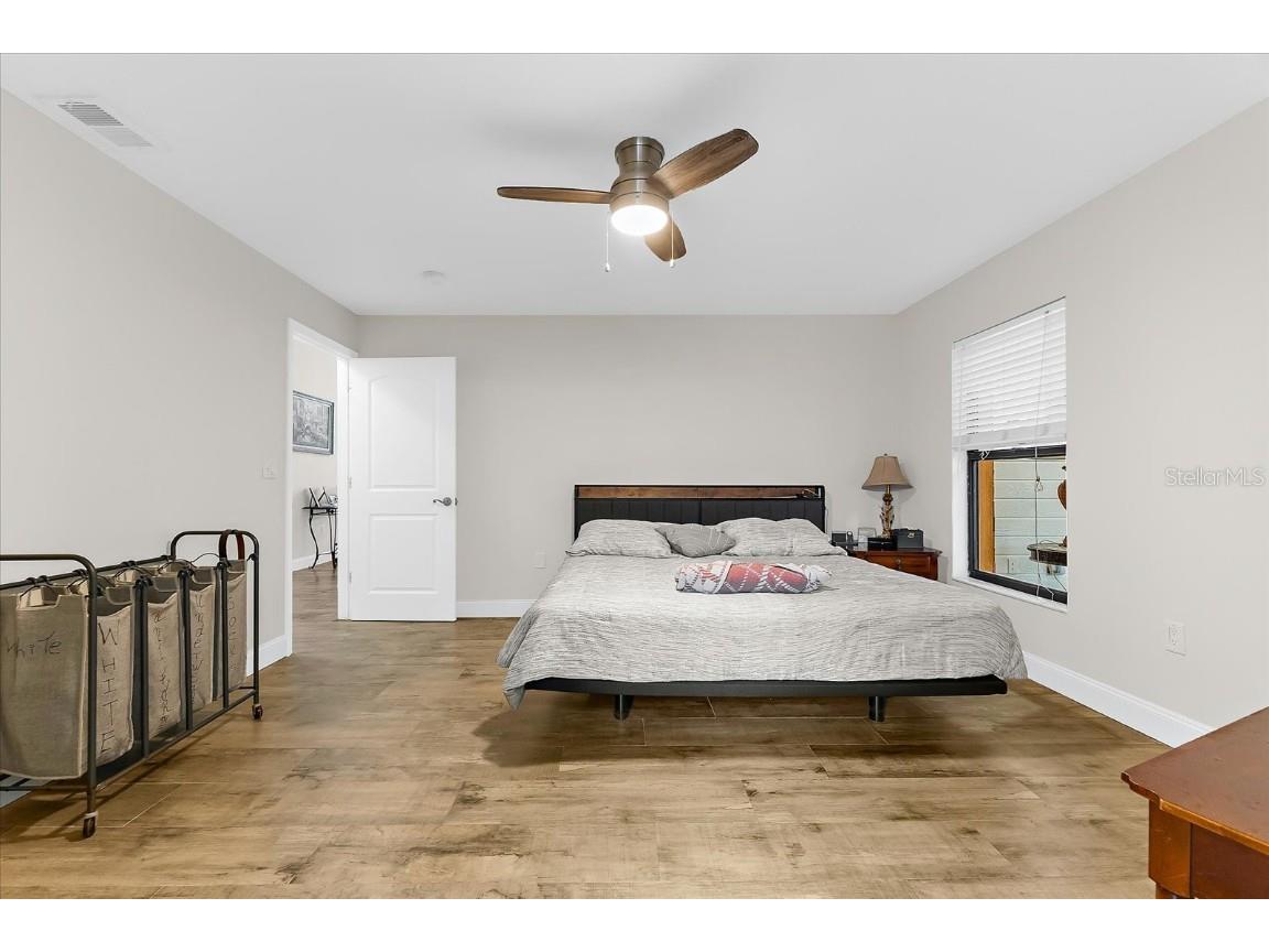 3564 65th Avenue Circle E Sarasota FL 34243 A4659171 image28