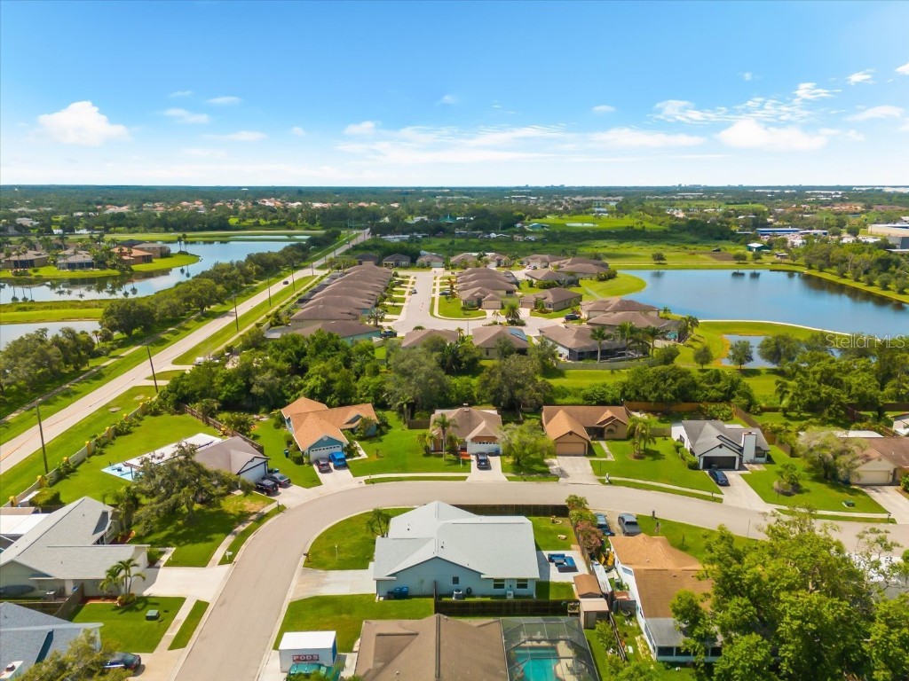 3564 65th Avenue Circle E Sarasota FL 34243 A4659171 image50