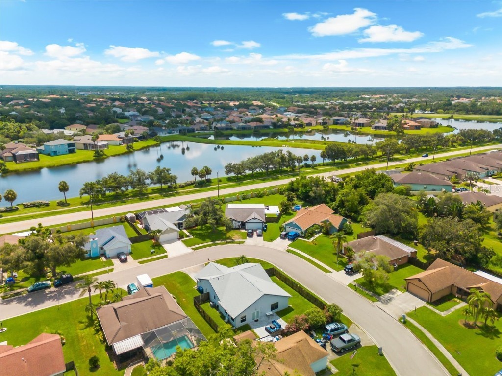 3564 65th Avenue Circle E Sarasota FL 34243 A4659171 image51