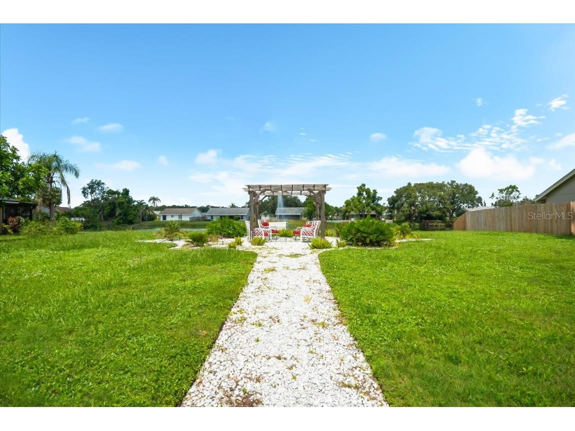 3564 65th Avenue Circle E Sarasota FL 34243 A4659171 image57