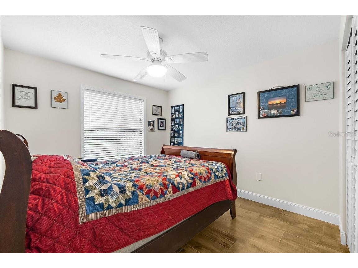 3564 65th Avenue Circle E Sarasota FL 34243 A4659171 image7