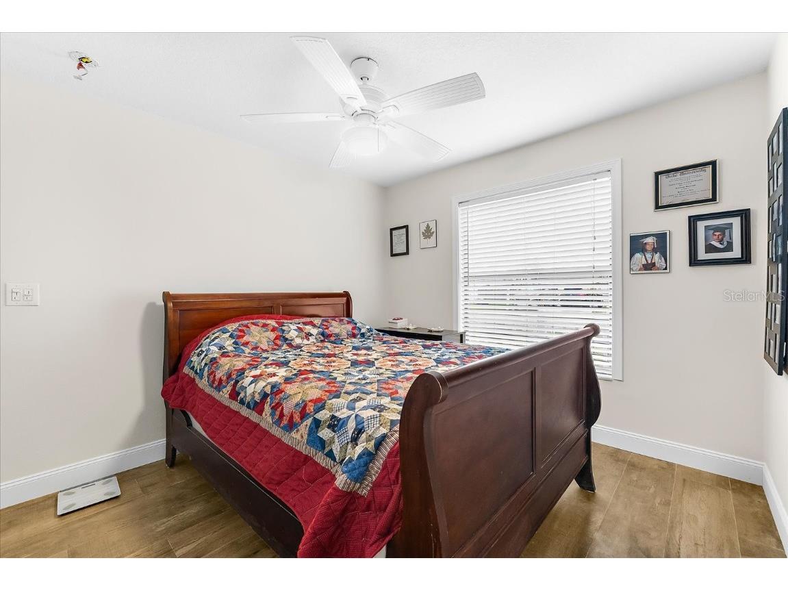 3564 65th Avenue Circle E Sarasota FL 34243 A4659171 image8