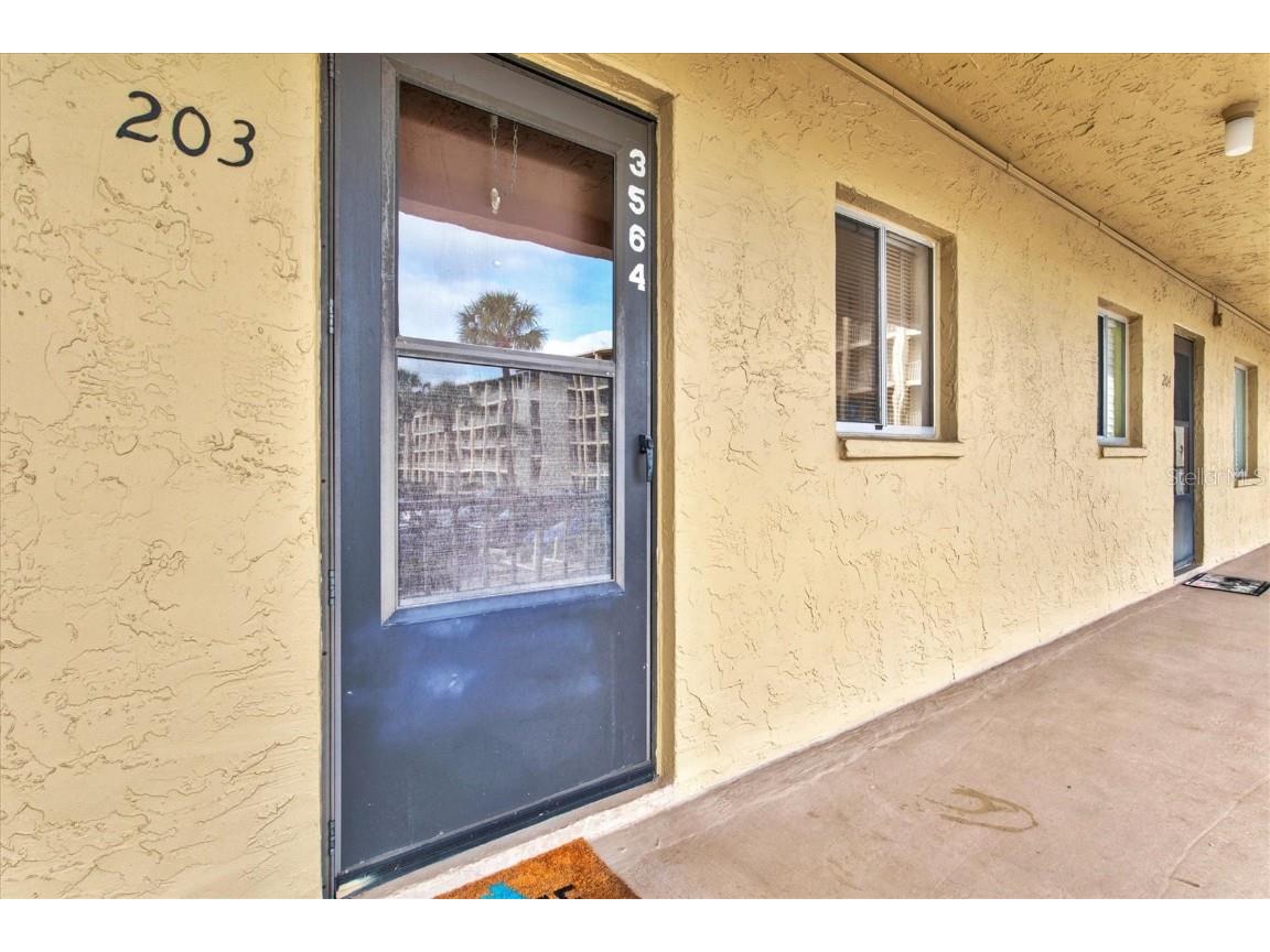 3564 Lake Bayshore Drive #203 Bradenton FL 34205 A4673772 image2