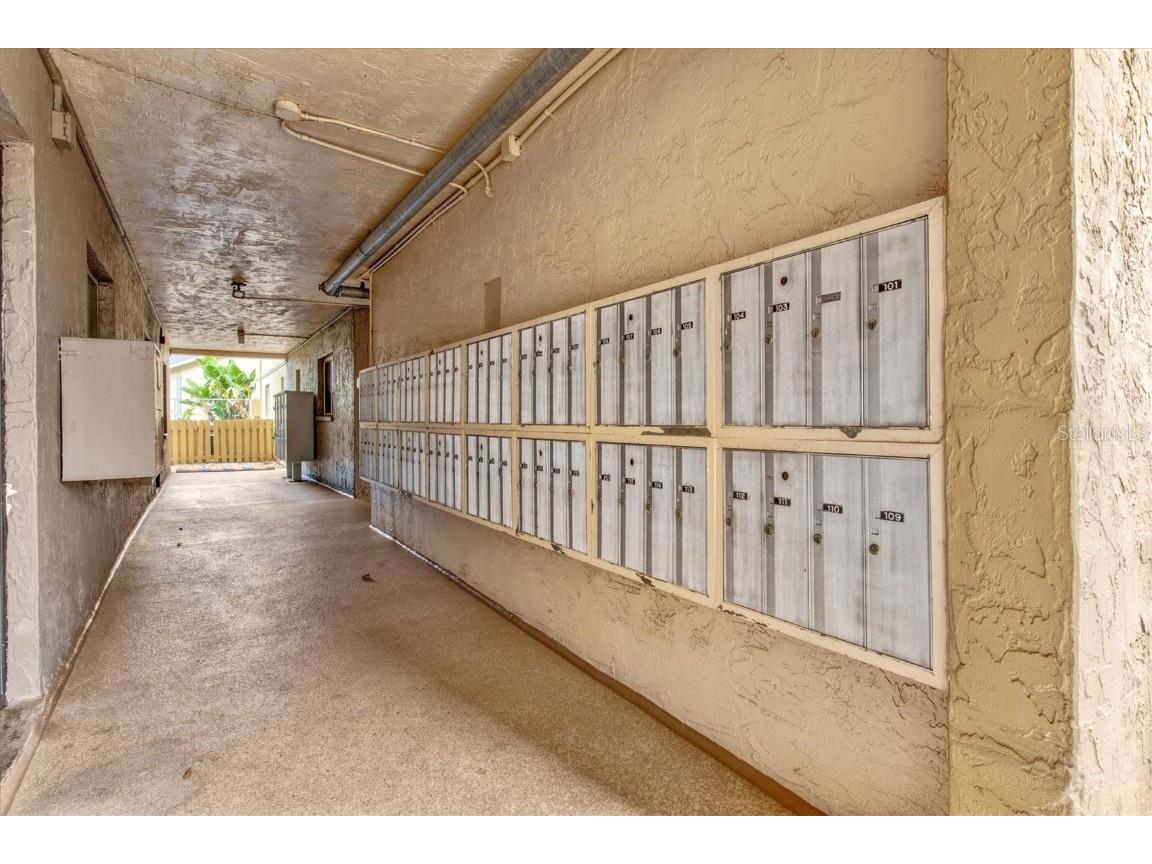 3564 Lake Bayshore Drive #203 Bradenton FL 34205 A4673772 image34