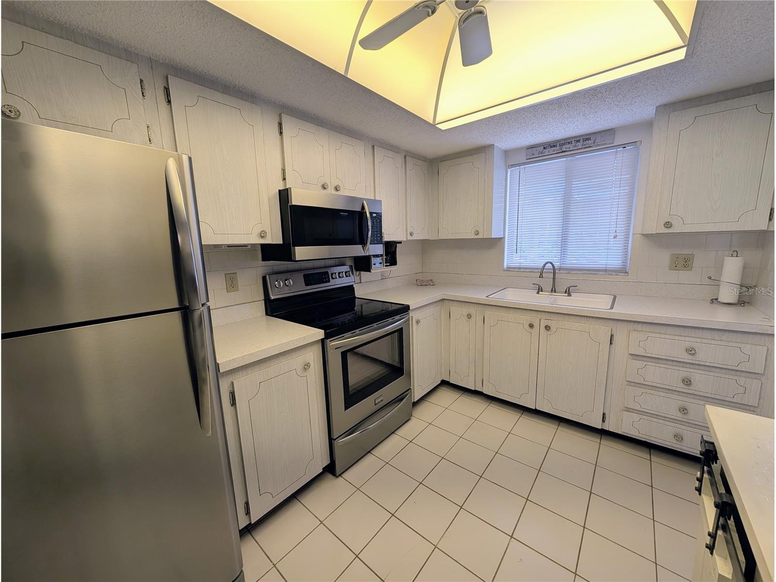 3564 Lake Bayshore Drive #K-203 Bradenton FL 34205 A4696639 image3