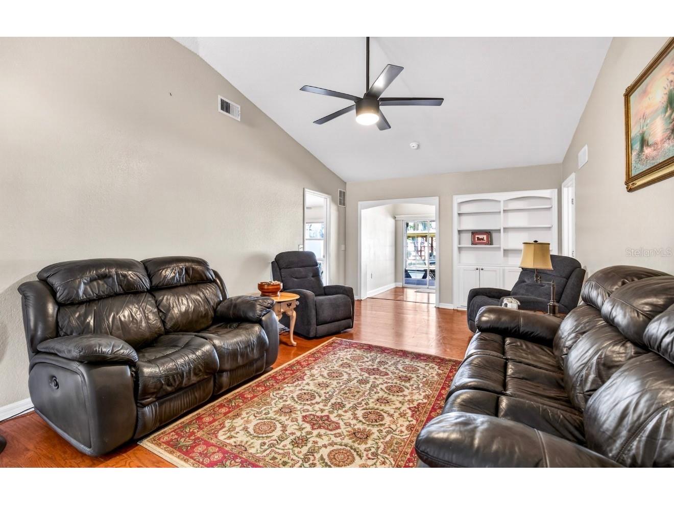 35653 Calla Court Leesburg FL 34788 - CANAL ACCESS TO LAKE EUSTIS G5107835 image10