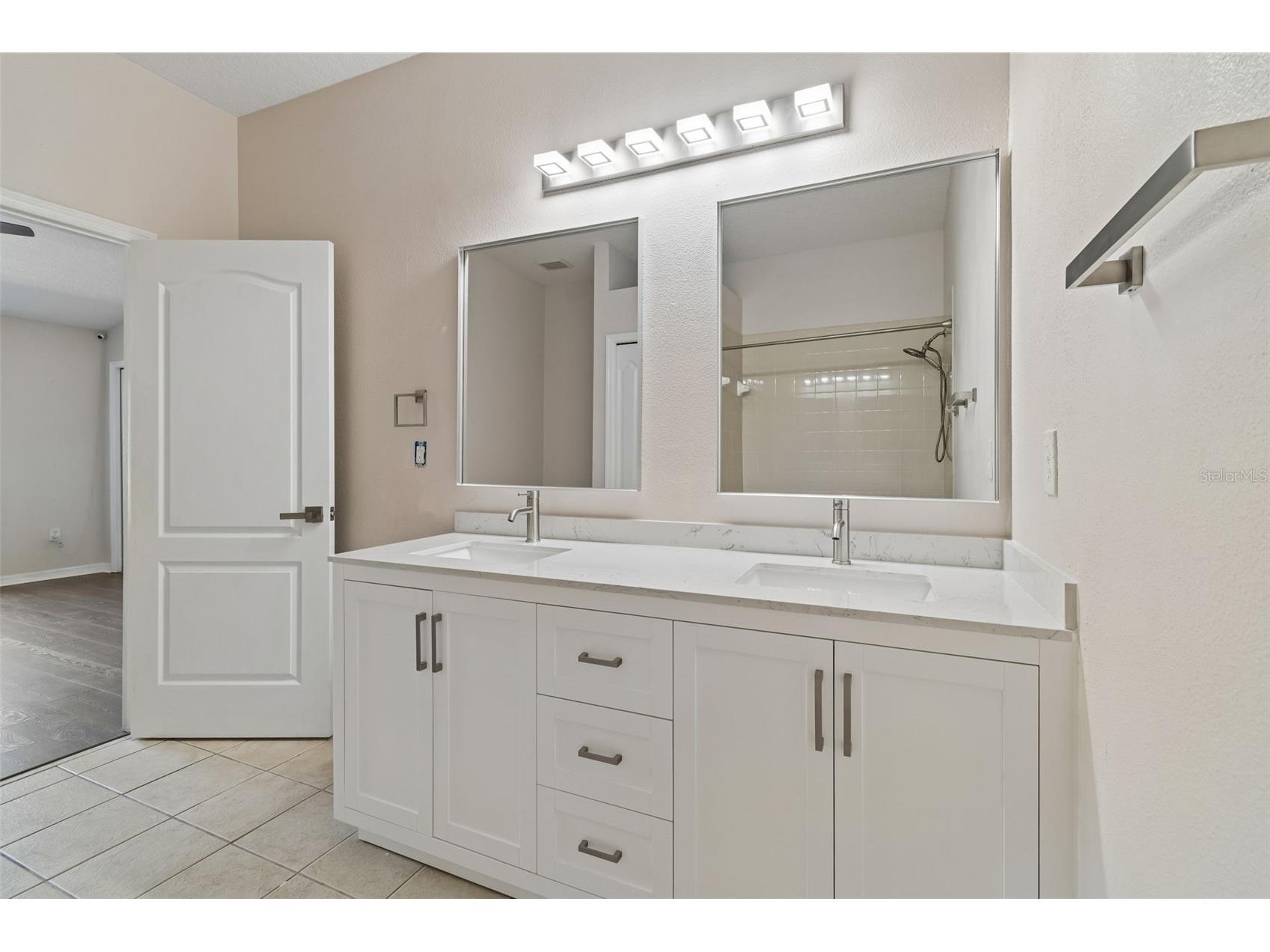 3566 High Hampton Circle Tampa FL 33610 TB8503403 image22
