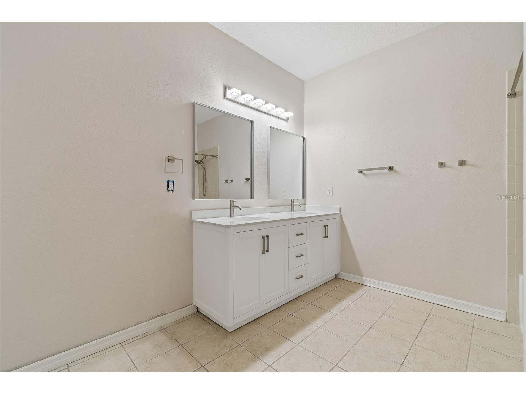 3566 High Hampton Circle Tampa FL 33610 TB8503403 image23