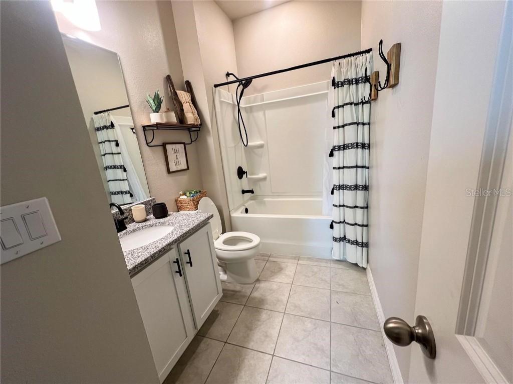 3567 74th Avenue Circle E Sarasota FL 34243 A4660983 image14