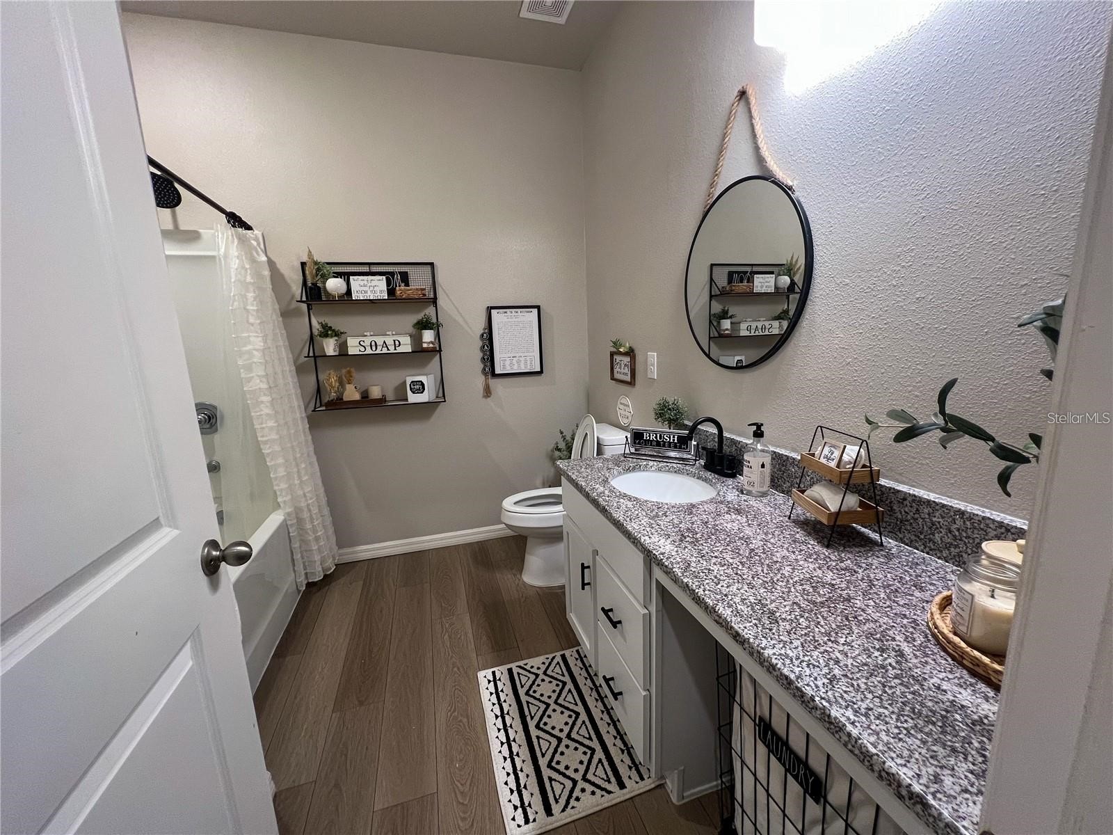 3567 74th Avenue Circle E Sarasota FL 34243 A4679188 image12