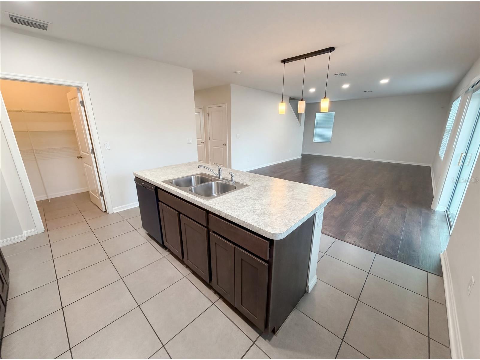 35687 Hillbrook Avenue Zephyrhills FL 33541 O6398474 image13