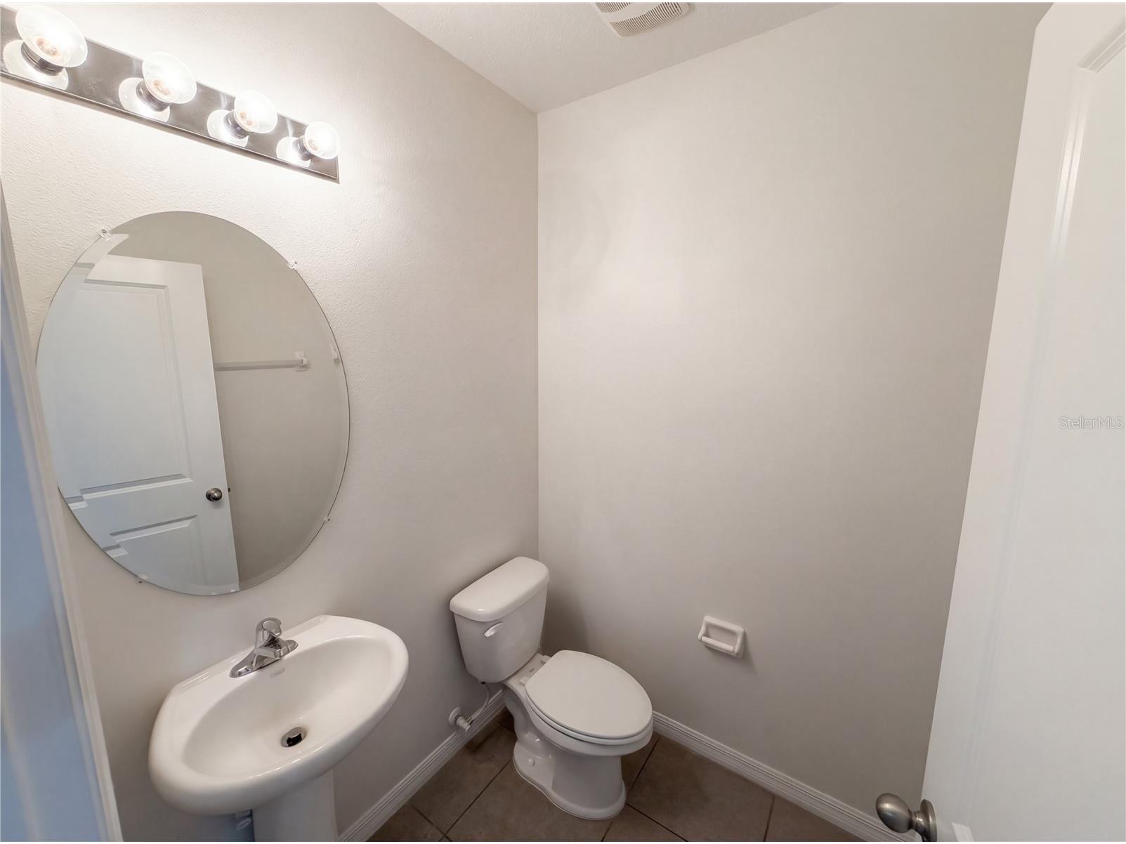 35687 Hillbrook Avenue Zephyrhills FL 33541 O6398474 image24