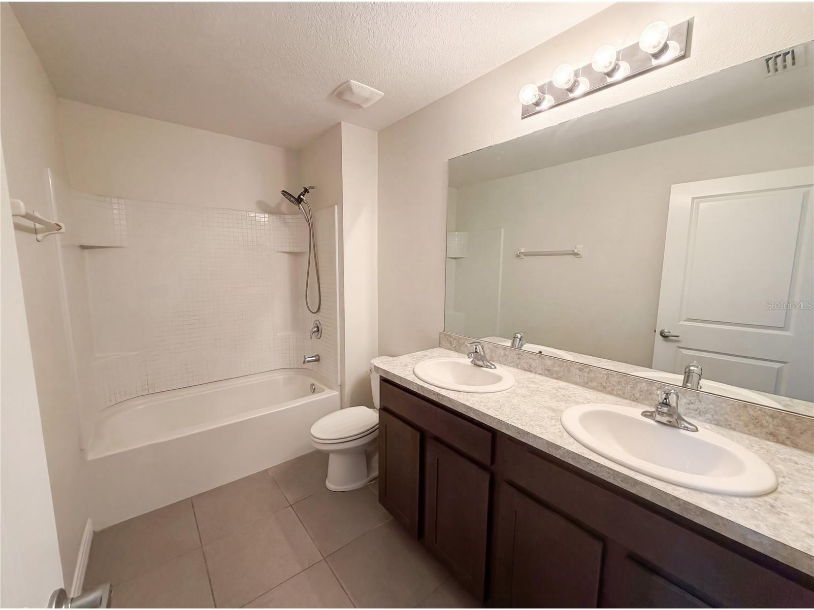 35687 Hillbrook Avenue Zephyrhills FL 33541 O6398474 image25