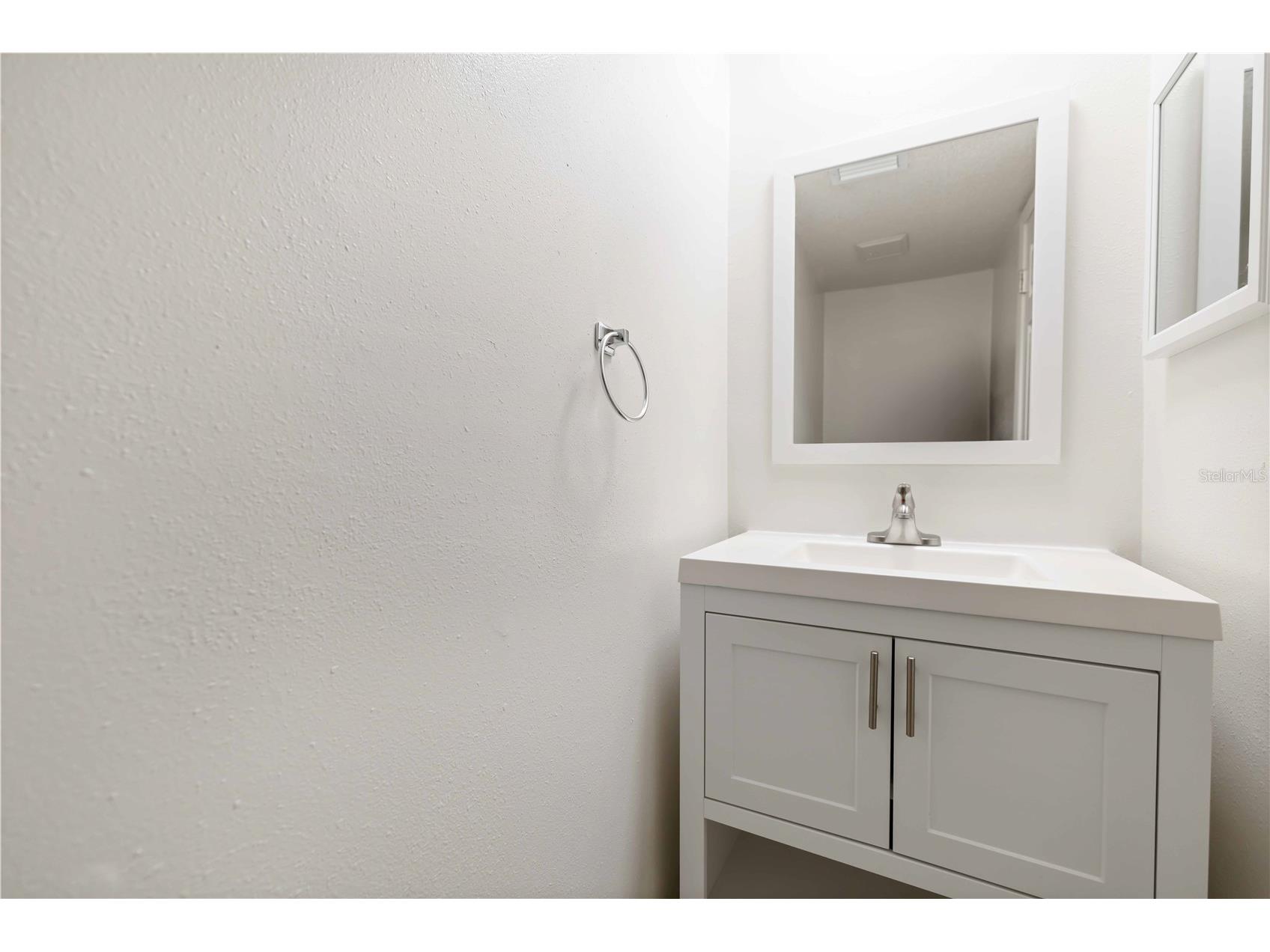 3569 Bee Ridge Sarasota FL 34239 A4688882 image15