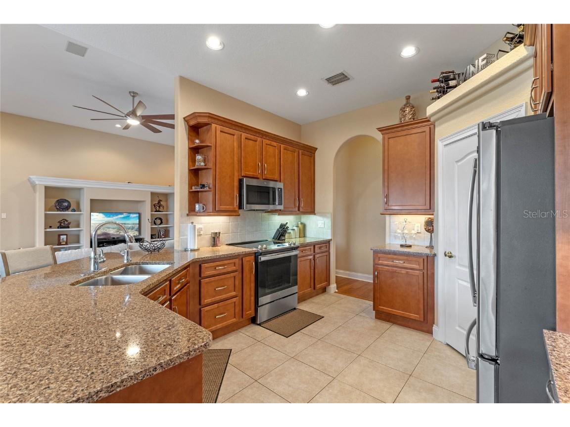 3569 Bellington Drive Orlando FL 32835 O6281080 image20