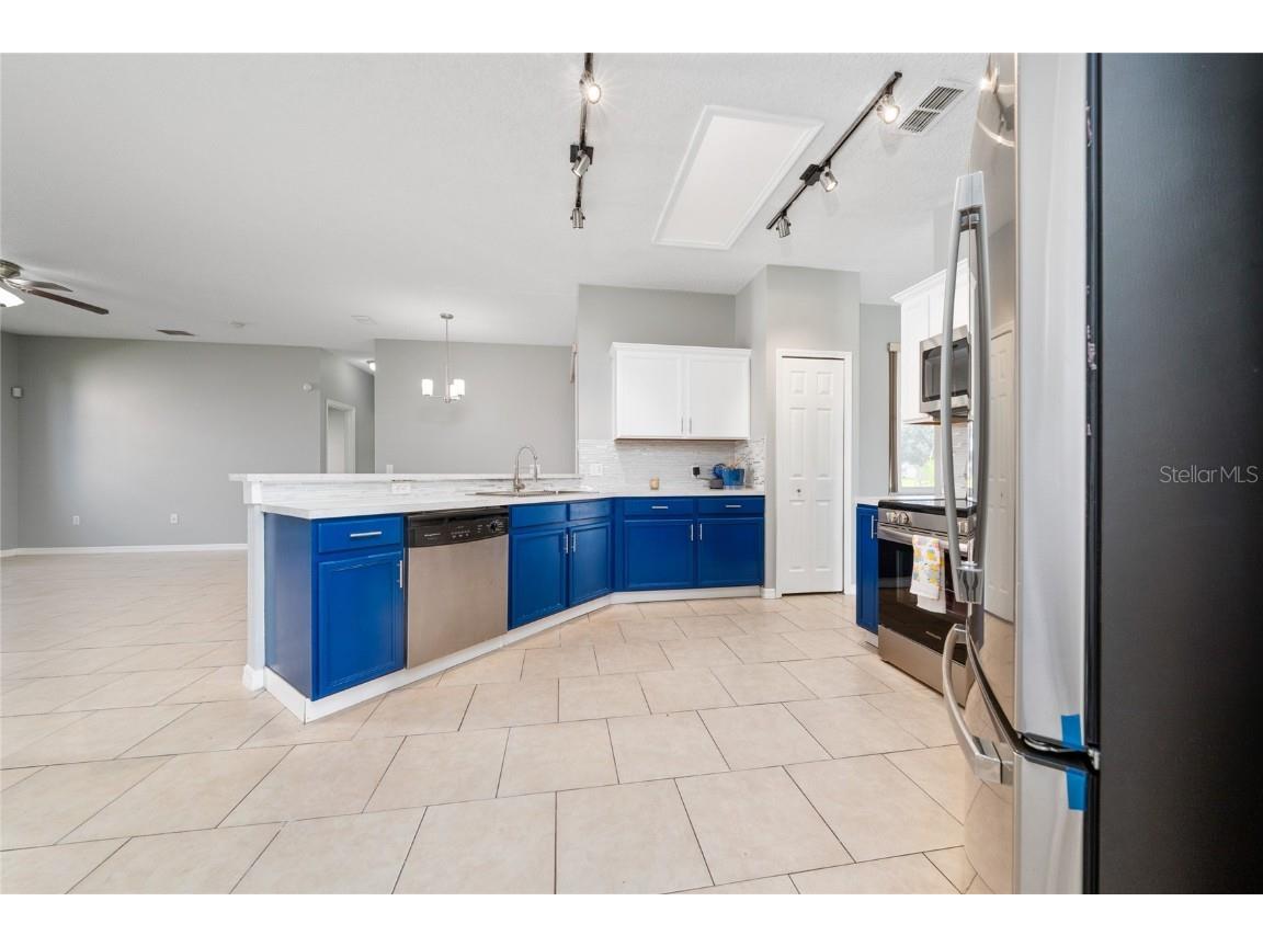 357 Aldershot Court Kissimmee FL 34758 S5130914 image18