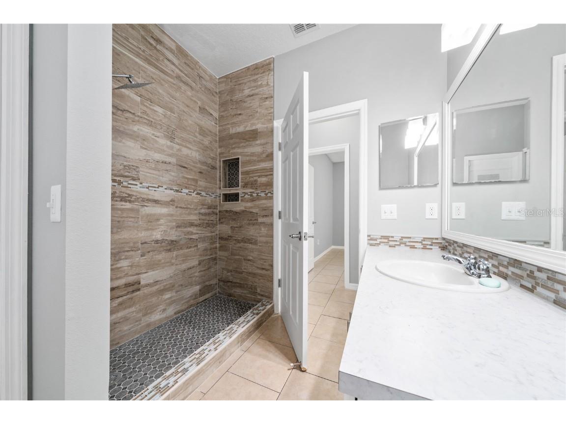 357 Aldershot Court Kissimmee FL 34758 S5130914 image29