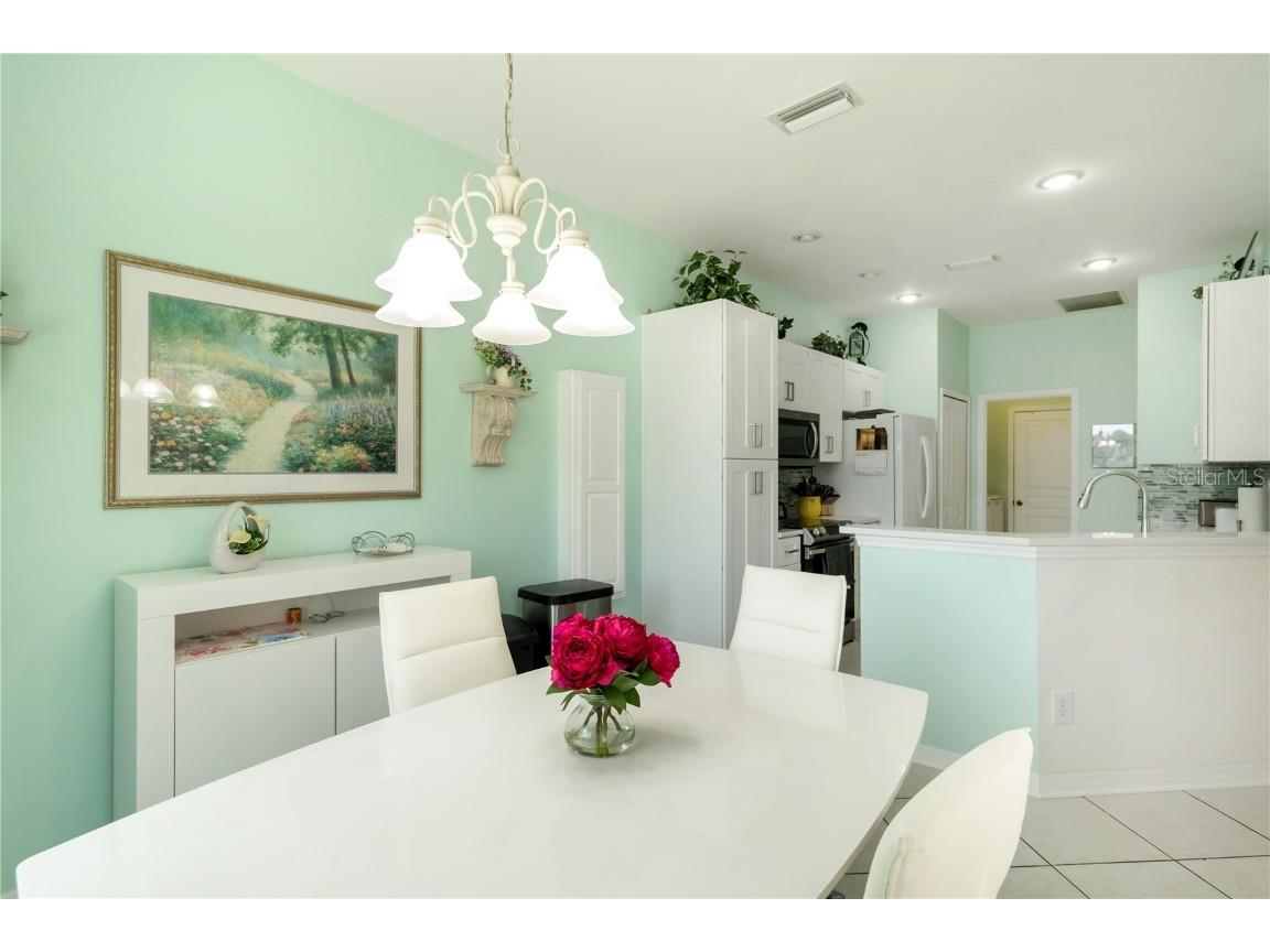 357 Fareham Drive Venice FL 34293 A4662967 image6