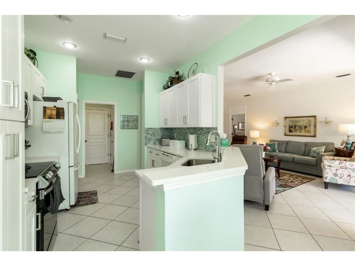 357 Fareham Drive Venice FL 34293 A4662967 image7