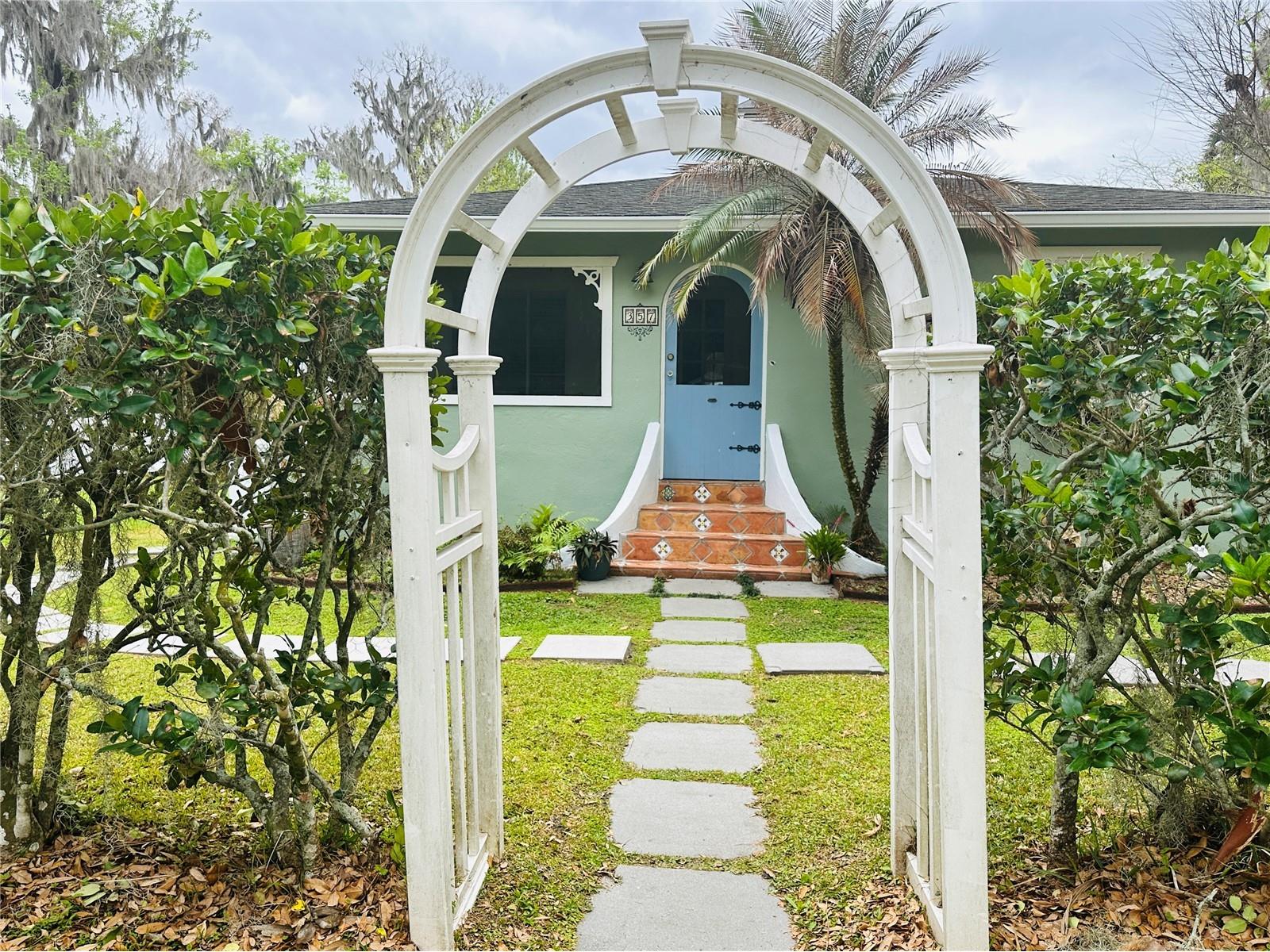 357 Magnolia Place Debary FL 32713 - LAKE MONROE NS1087714 image4