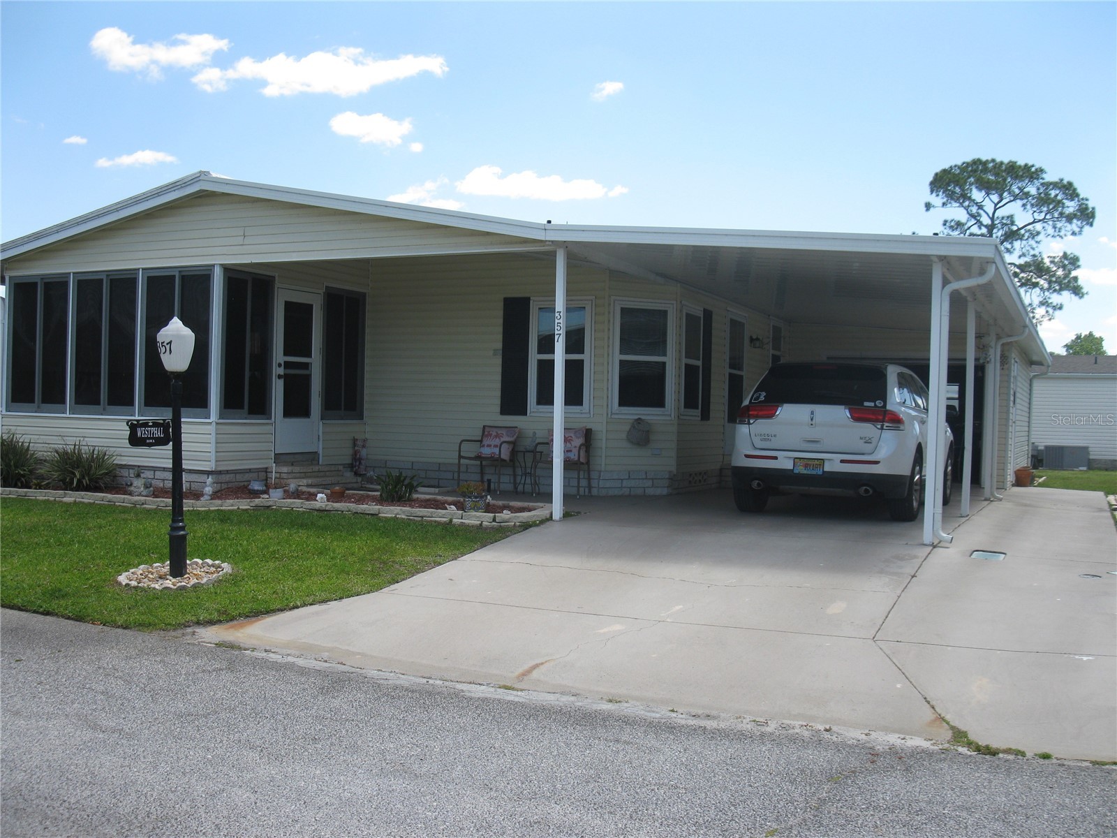 357 Melbourn Drive Haines City FL 33844 L4961305 image1