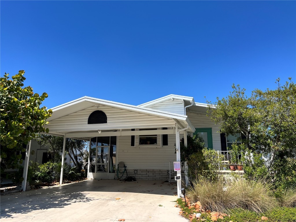 357 Mount Saxon Avenue NE #323 Saint Petersburg FL 33702 TB8374764 image1