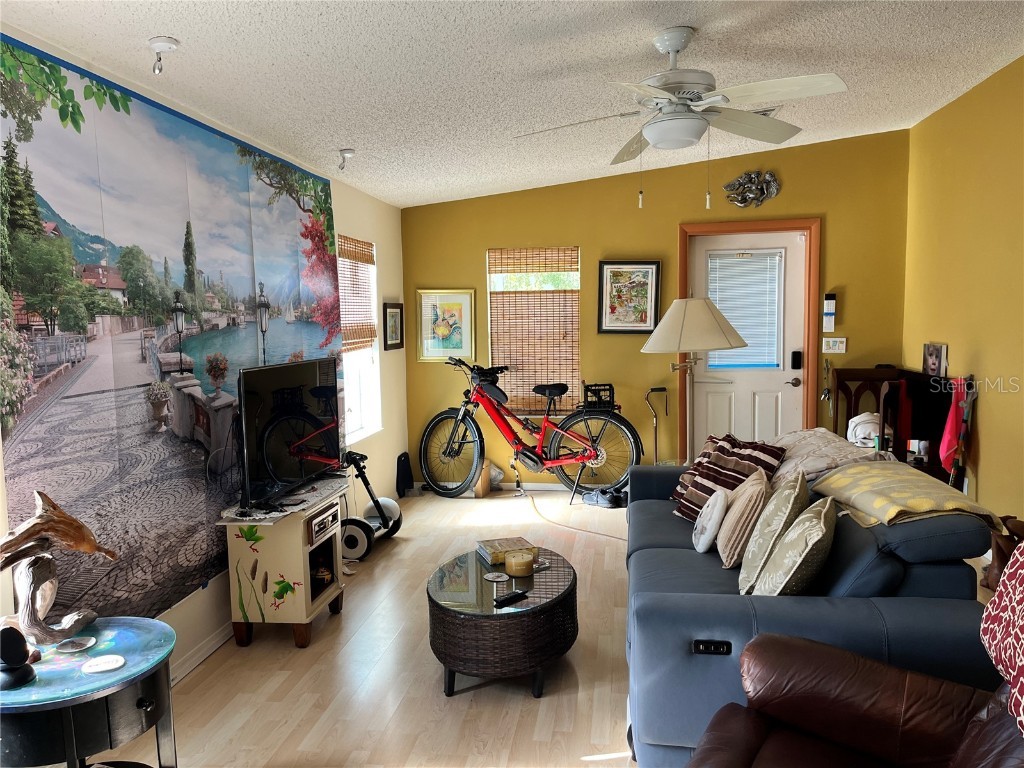 357 Mount Saxon Avenue NE #323 Saint Petersburg FL 33702 TB8374764 image3