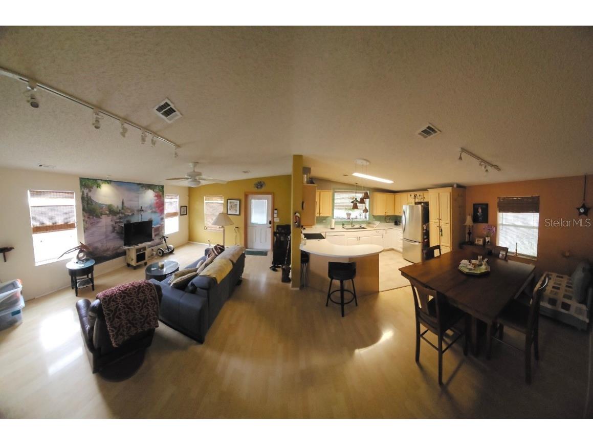 357 Mount Saxon Avenue NE #323 Saint Petersburg FL 33702 TB8374764 image8