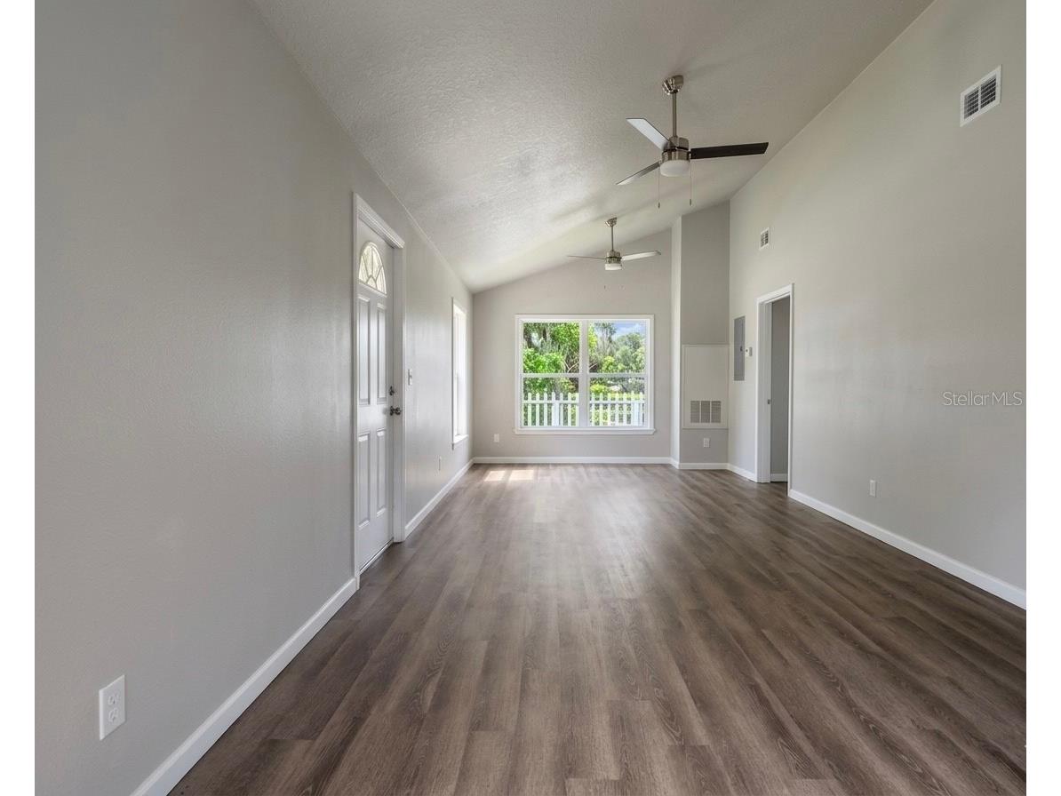357 N Main Avenue Groveland FL 34736 O6404848 image4