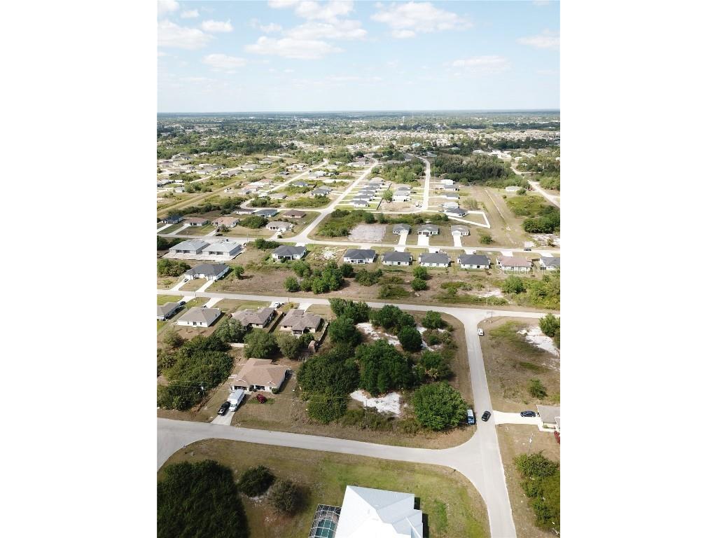 357 Pomona Street Lehigh Acres FL 33974 O6292485 image7