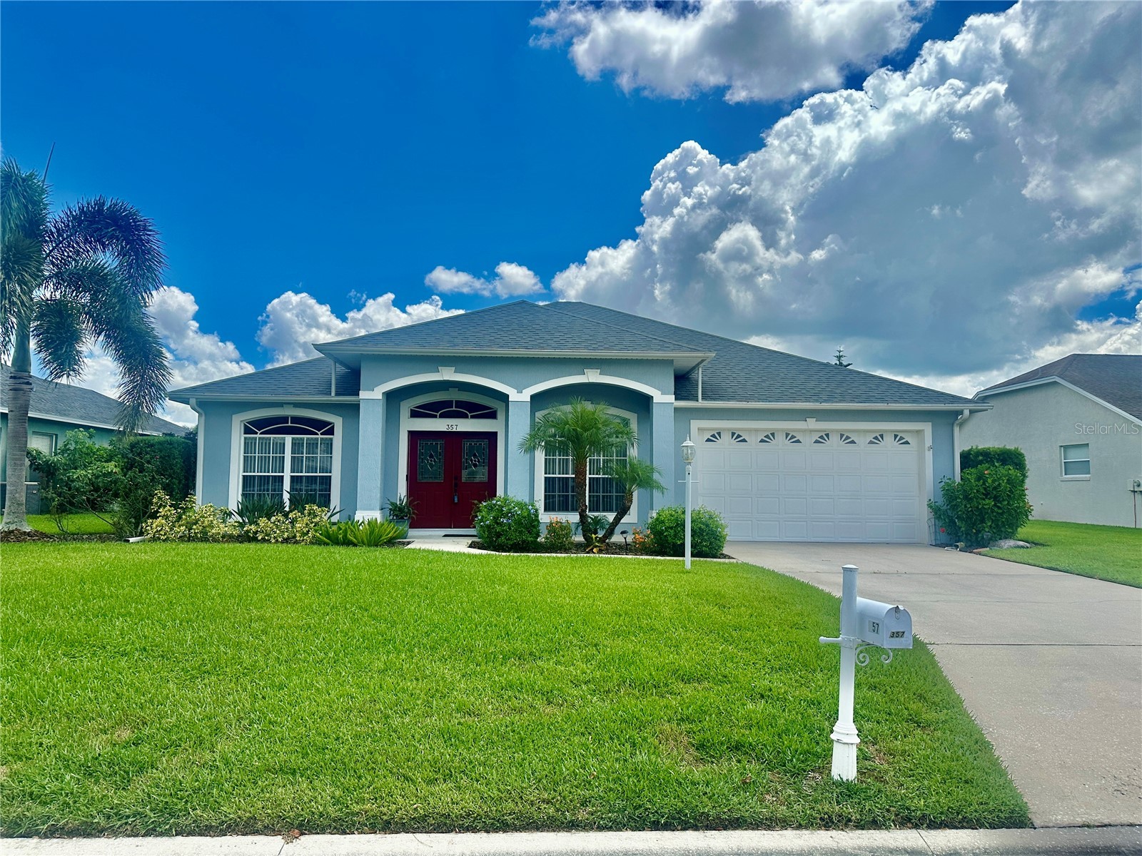 357 Ruby Lake Loop Winter Haven FL 33884 L4960449 image1