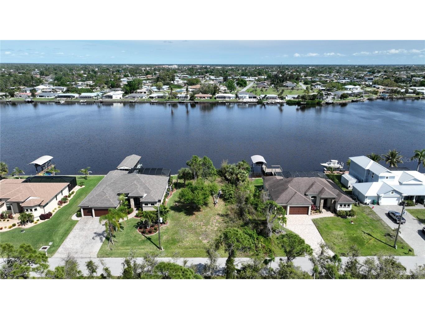 357 Springview Circle NW Port Charlotte FL 33948 - WEST SPRING LAKE C7489249 image1