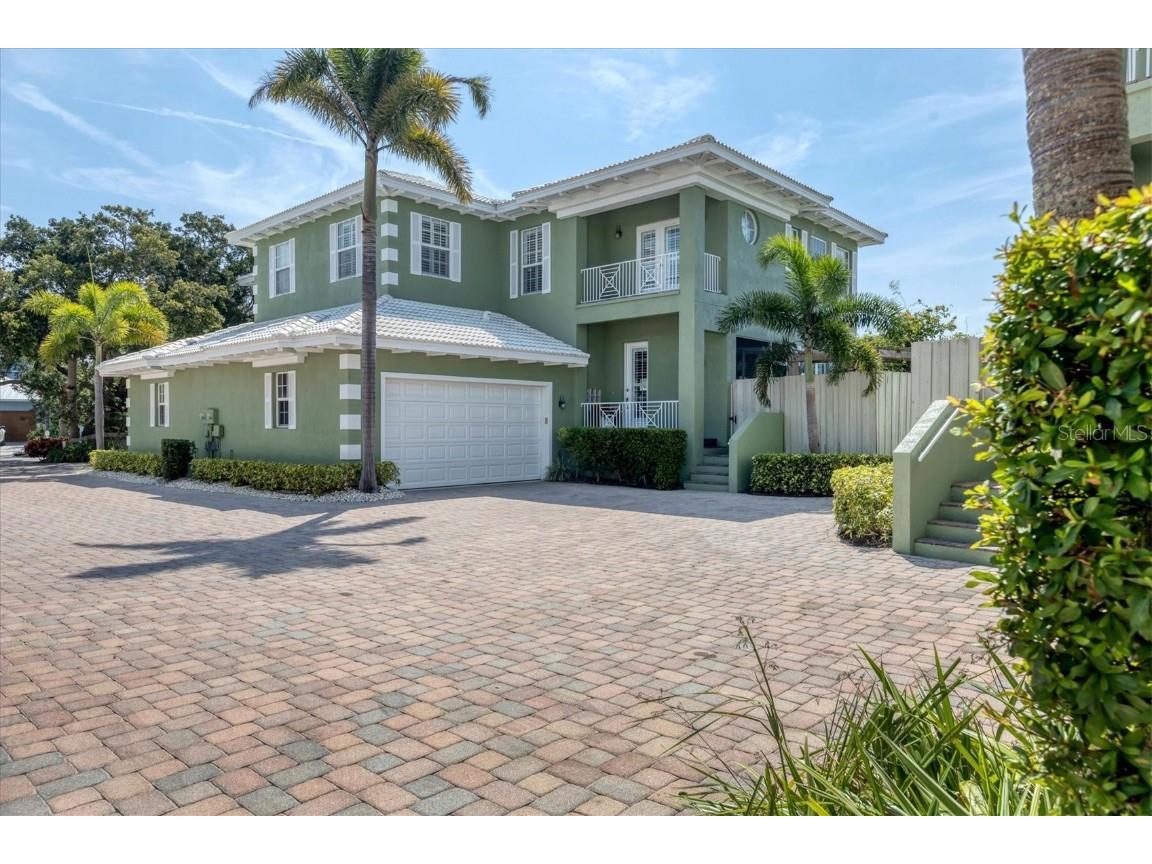 357 Tierra Mar Lane #5 Sarasota FL 34242 A4570619 image1