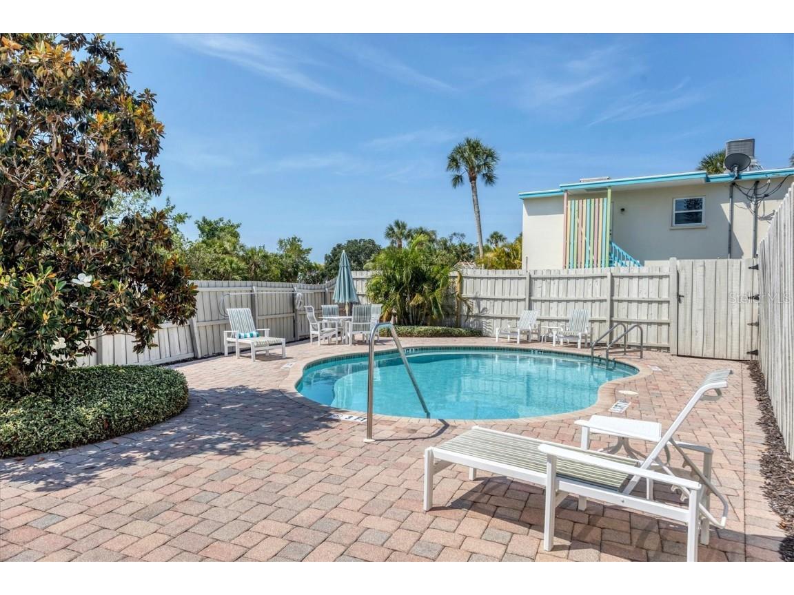 357 Tierra Mar Lane #5 Sarasota FL 34242 A4663497 image4