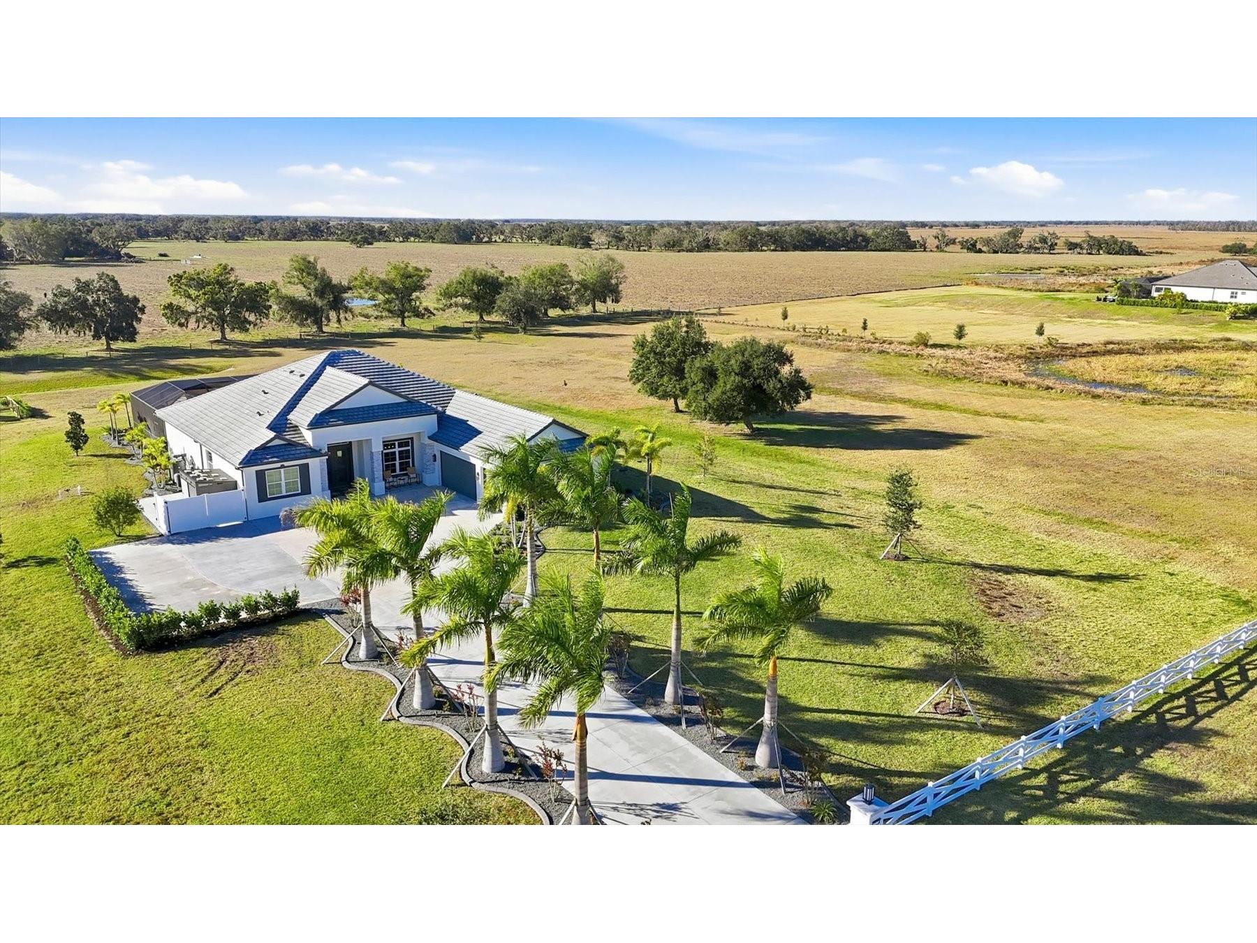 3571 Recurve Circle Sarasota FL 34240 A4679164 image1