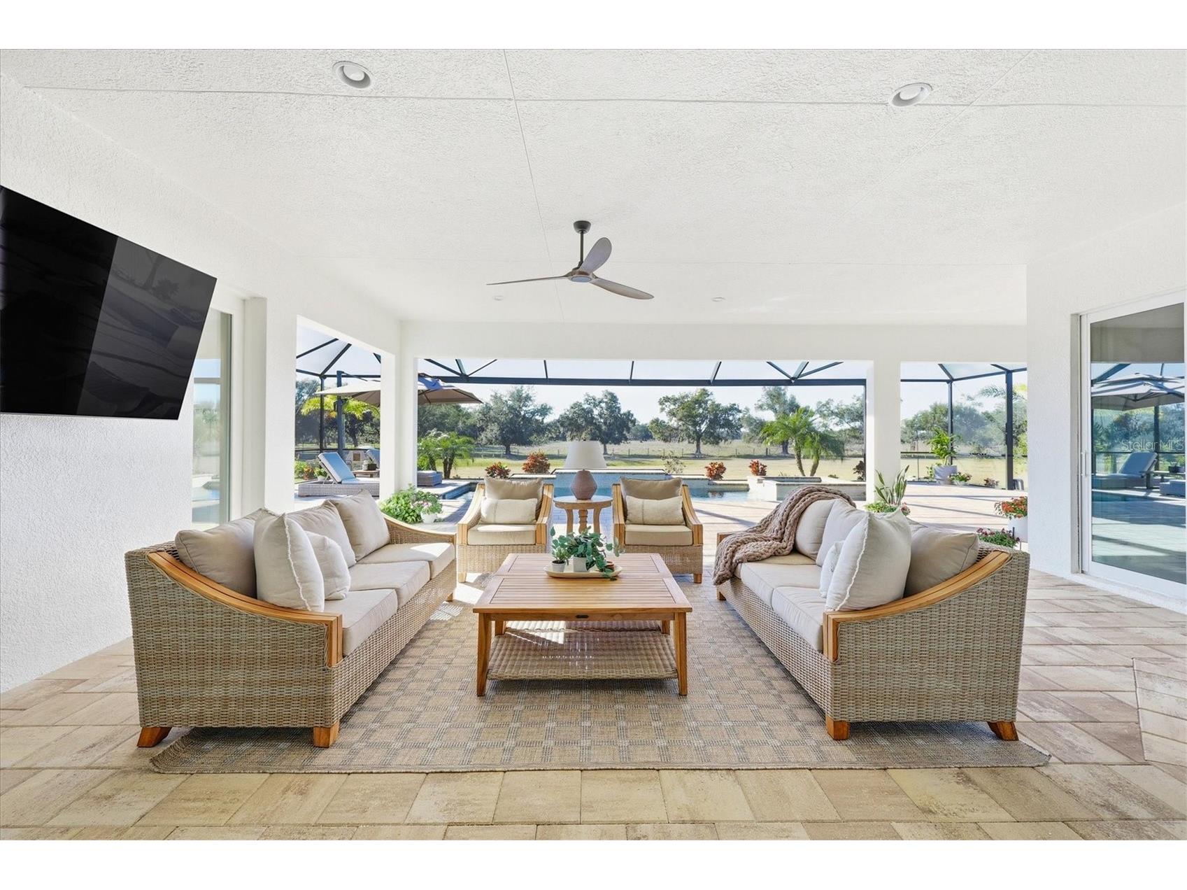 3571 Recurve Circle Sarasota FL 34240 A4679164 image37