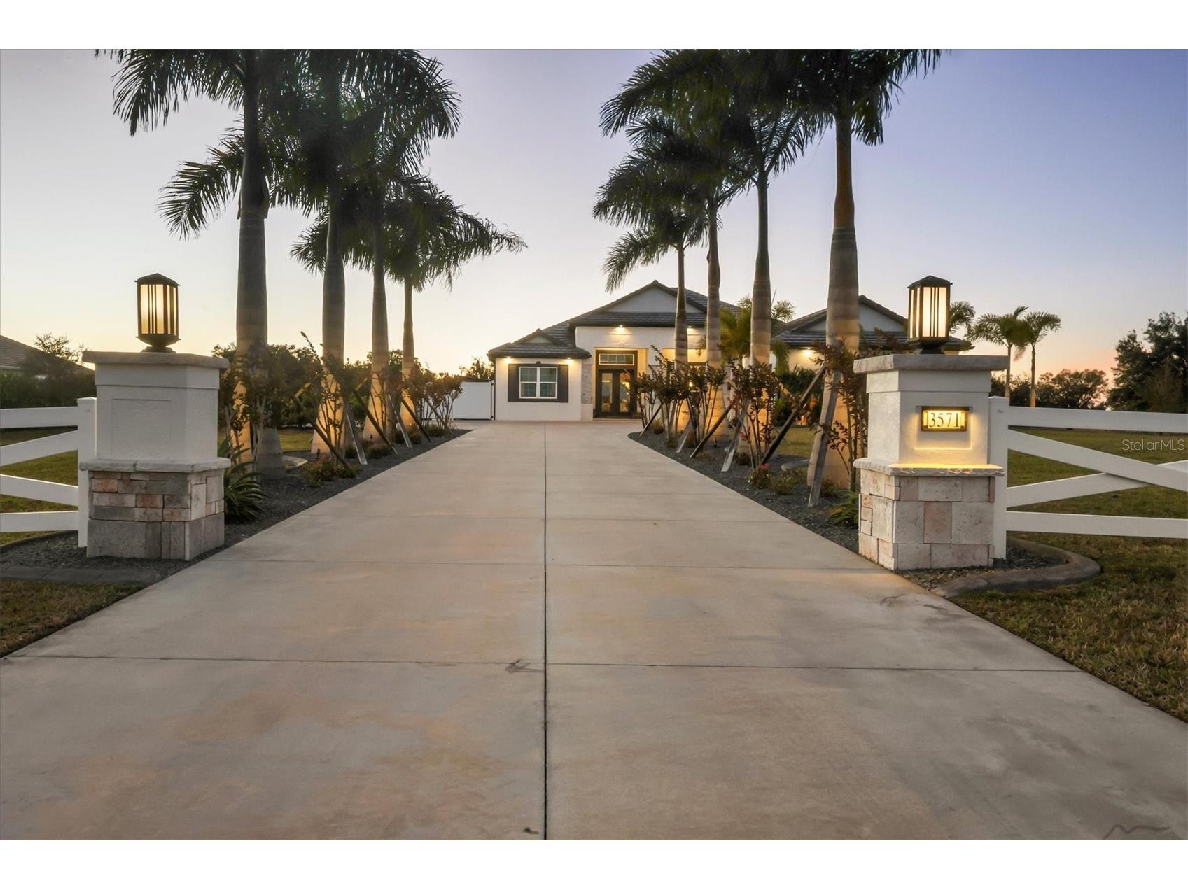 3571 Recurve Circle Sarasota FL 34240 A4679164 image69