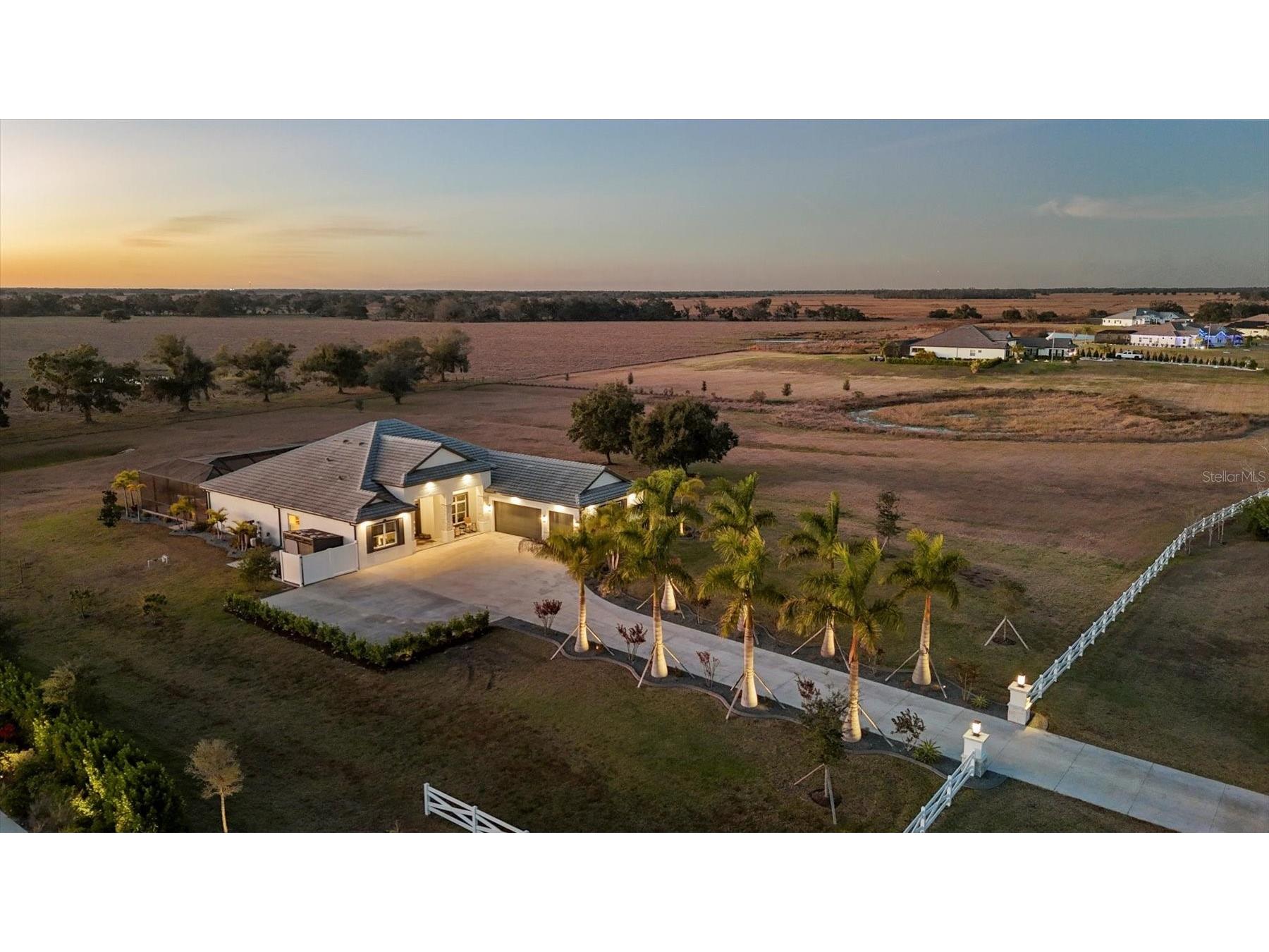 3571 Recurve Circle Sarasota FL 34240 A4679164 image73