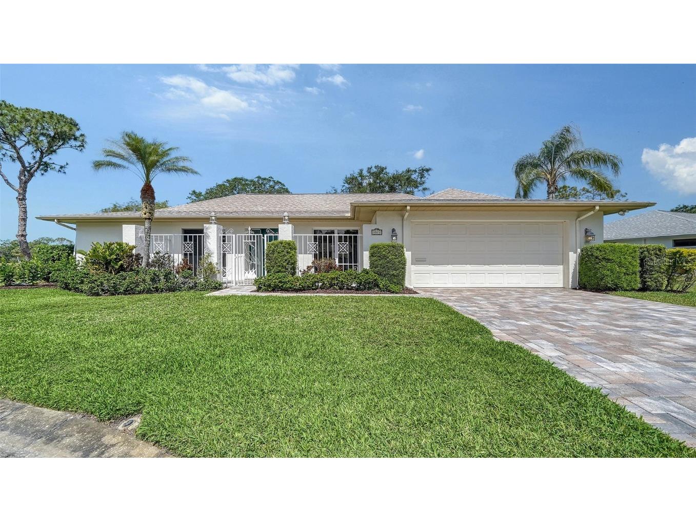 3572 Ferndell Sarasota FL 34235 A4649282 image1